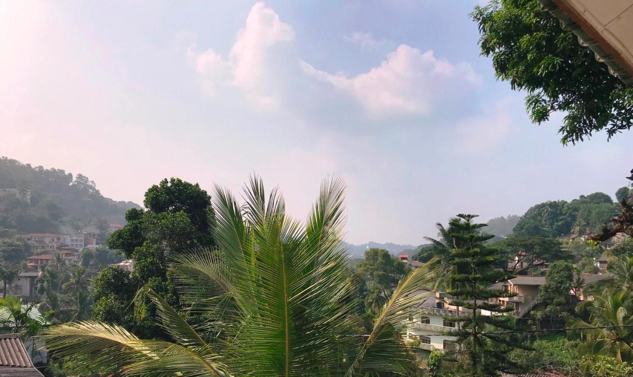 Cloud Inn Kandy Homestay Exterior foto